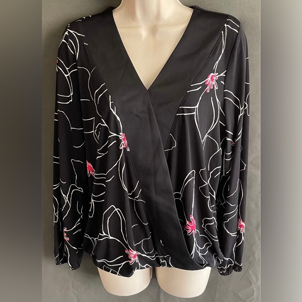 NWT women's top/blouse Alfani (XL) MSRP $69.50